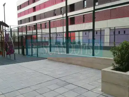 Parkplatz von Wohnungen zur Miete in  Logroño mit Heizung, Parkett und Abstellraum