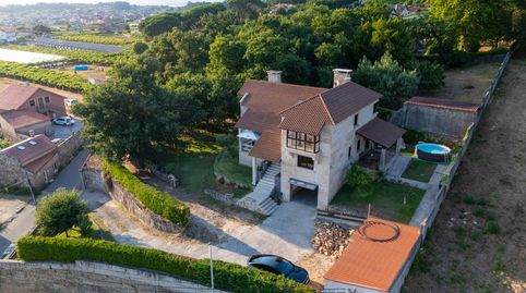 UNA JOYA EN PIEDRA GALLEGA EN EL CORAZÓN DE LAS RÍAS BAIXAS. 407 m2 construidos  Parcela 1.626 m2  Dormitorios 4  Baños 3, imatge 5