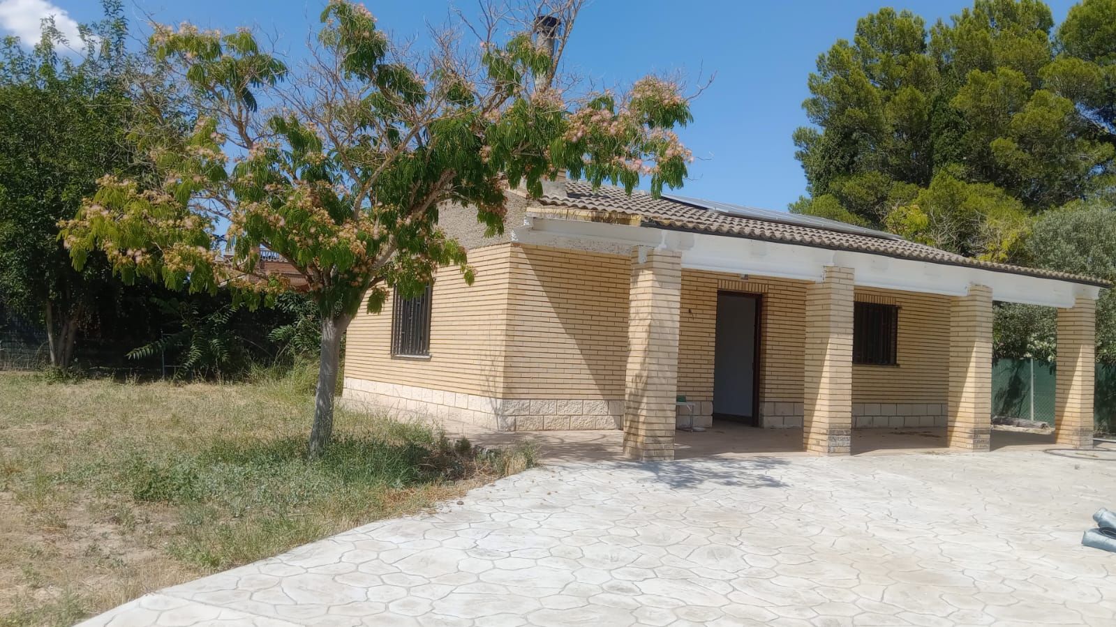 House or chalet for sale in Fuentes de Ebro