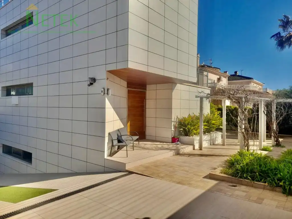 Detached house for sale in Calle Azorin-Zenia Ii, imagen 42