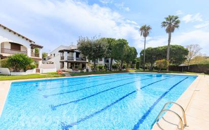Piscina de Casa o xalet en venda en Calafell amb Jardí privat, Terrassa i Balcó
