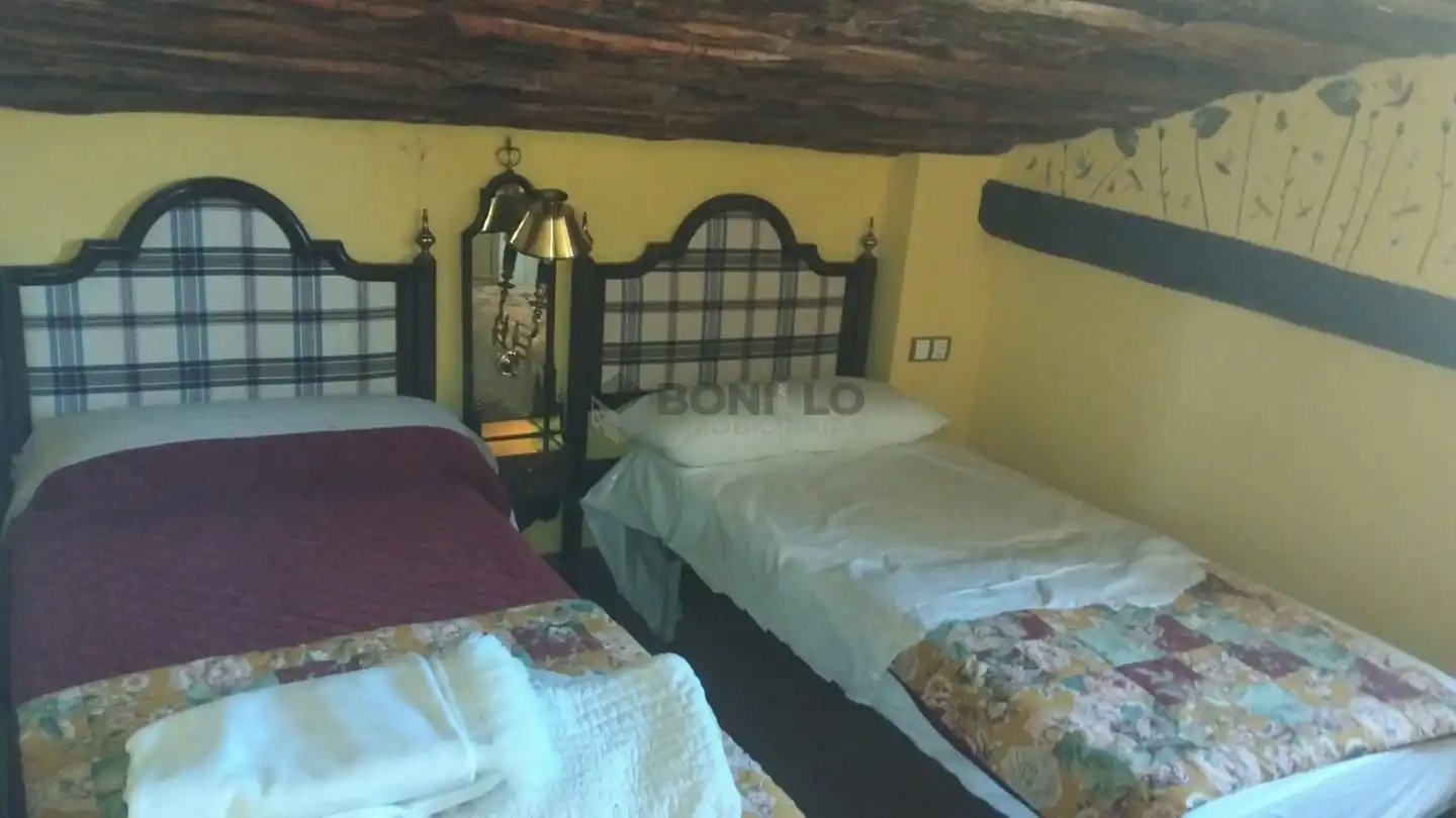 Habitación de Finca rústica de alquiler en Albarracín con Calefacción, Amueblado y Balcón