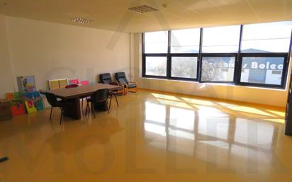 Office for sale in Cartagena  with Air Conditioner