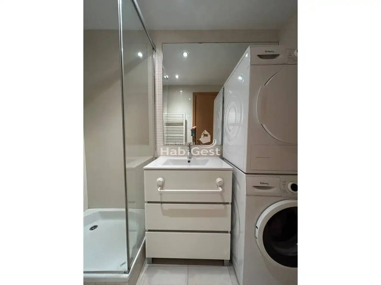 Baño de Piso en venta en Girona con Aire acondicionado, Calefacción y Parquet