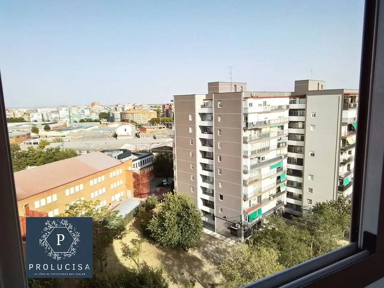 Vista exterior de Pis en venda en Fuenlabrada amb Aire condicionat, Calefacció i Terrassa
