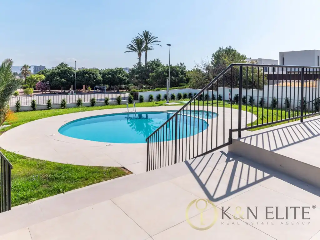 Swimming pool of Houses for sale in Sant Joan d'Alacant  with Air Conditioner, Private garden and Terrace