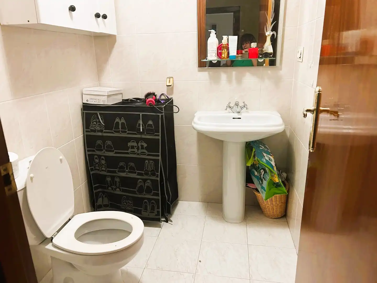 Badezimmer von Wohnung zum Verkauf in Alberite mit Möbliert