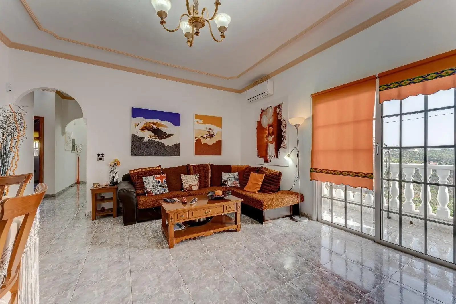 Sala d'estar de Finca rústica en venda en El Salto