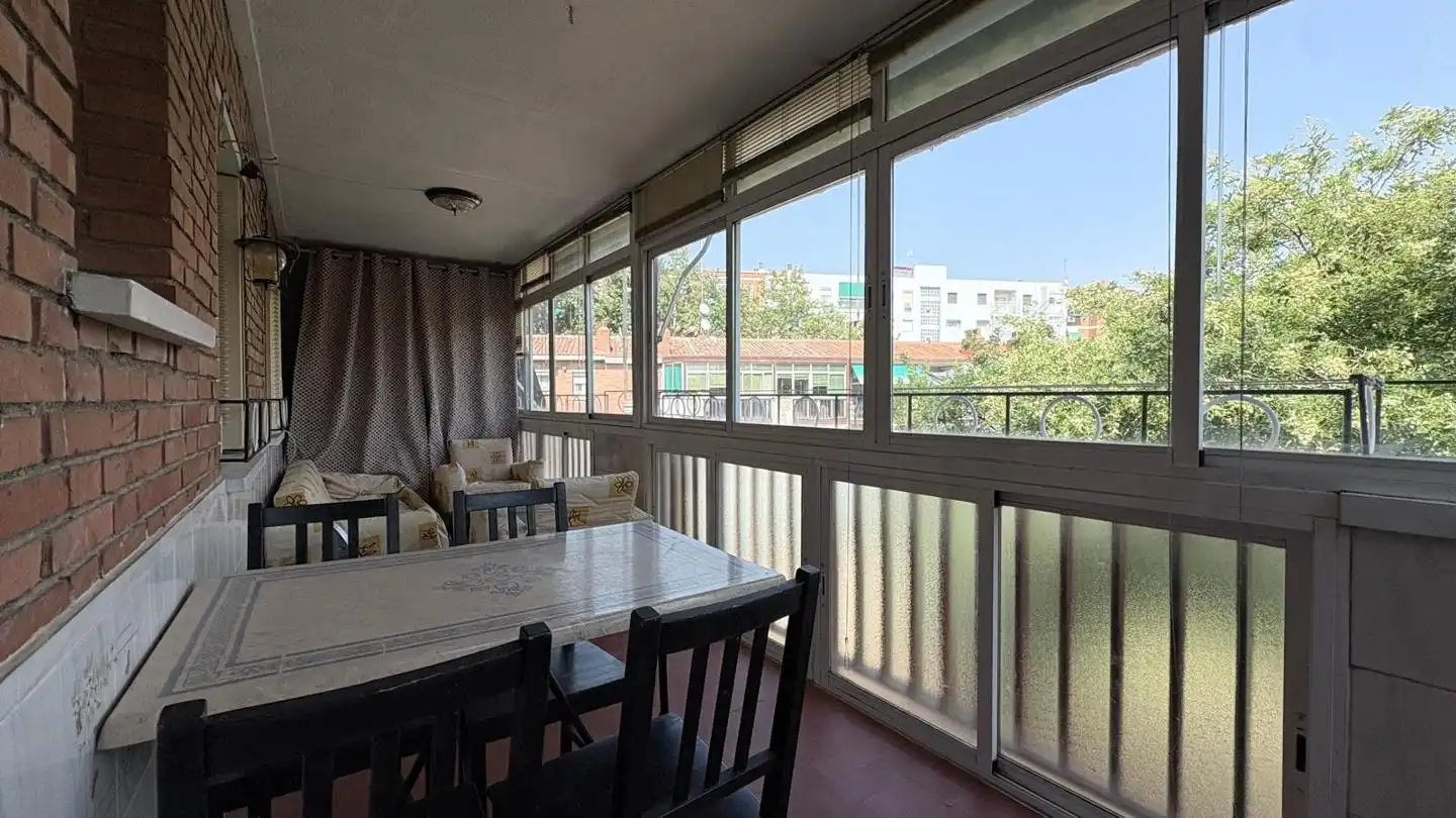 Wohnung zur Miete in Calle Ronda Ancha, Pryconsa - Juan de Austria