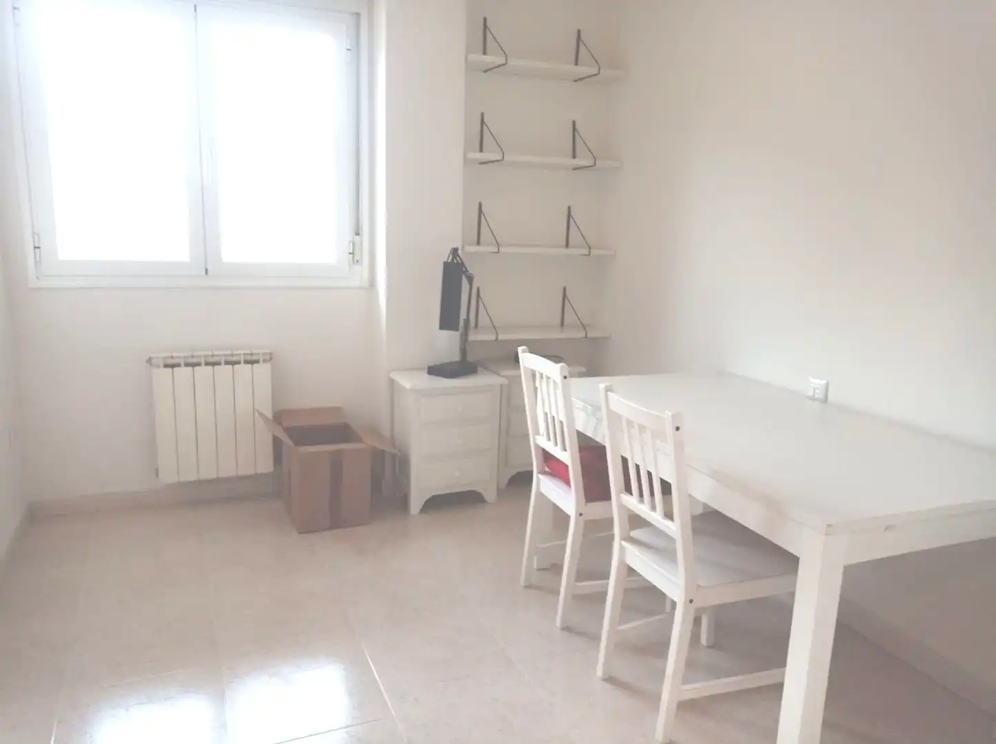 Comedor de Piso en venta en Monzón con Calefacción, Terraza y Trastero