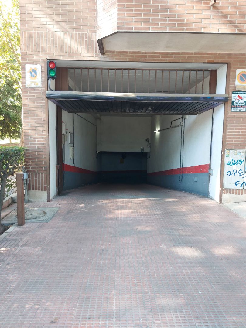 Parking of Garage for sale in  Madrid Capital