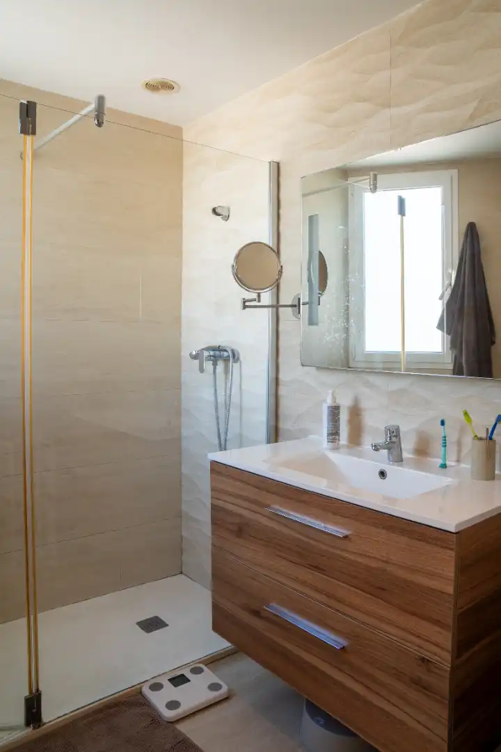 Bathroom of Flat for sale in Alboraya  with Air Conditioner, Parquet flooring and Storage room