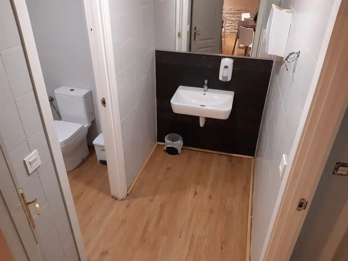 Local comercial en venta en Centro - Ariz - Uribarri, imagen 11