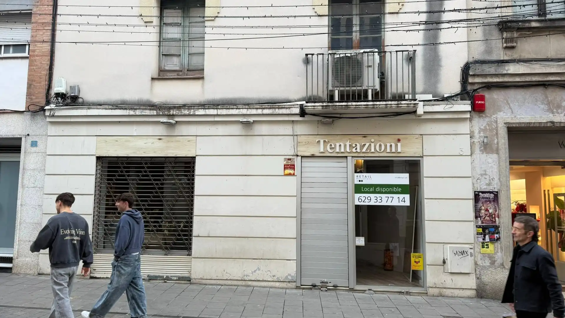 Vista exterior de Local en venta en Granollers