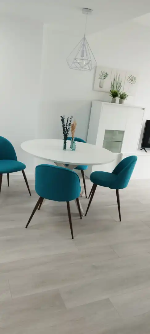 Appartamento con terrazza in affitto a Quatre Carreres, imagen 2