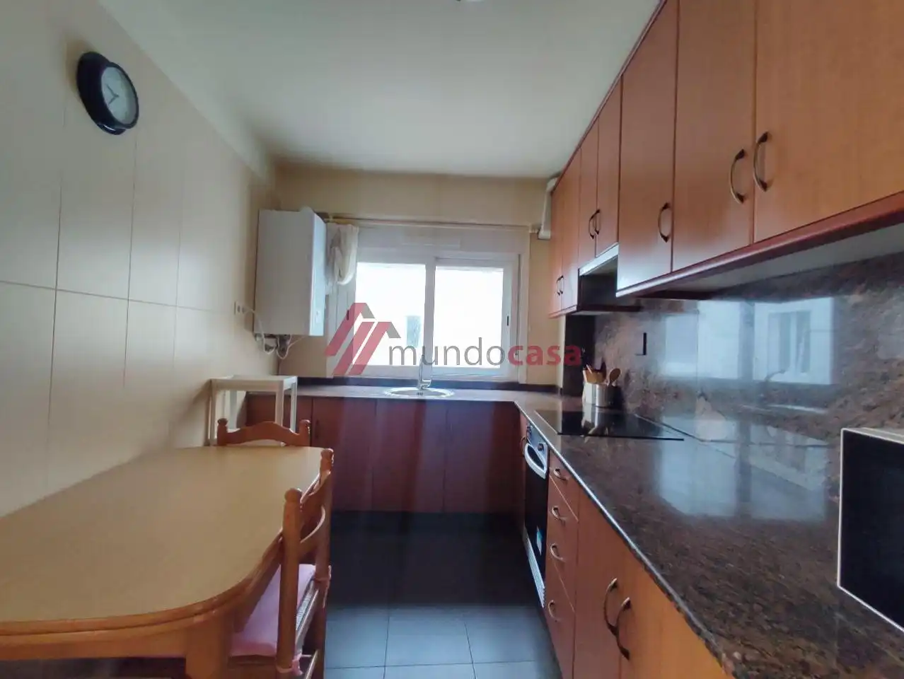 Cocina de Piso de alquiler en Ferrol con Calefacción, Parquet y Amueblado