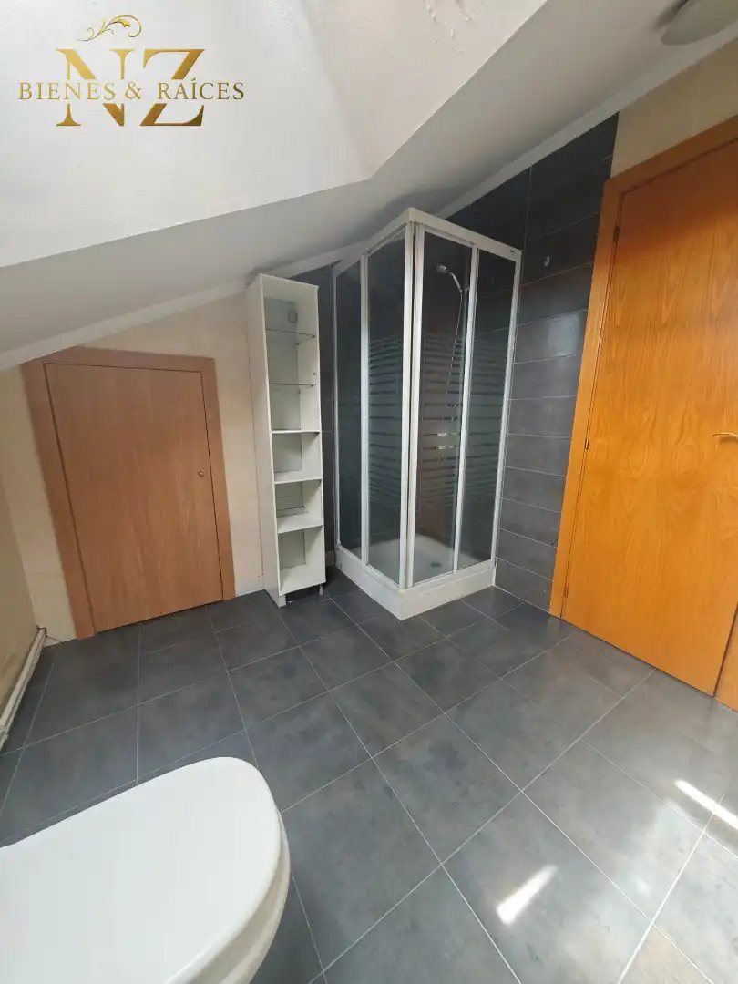 Baño de Dúplex en venta en Numancia de la Sagra con Calefacción, Trastero y Horno