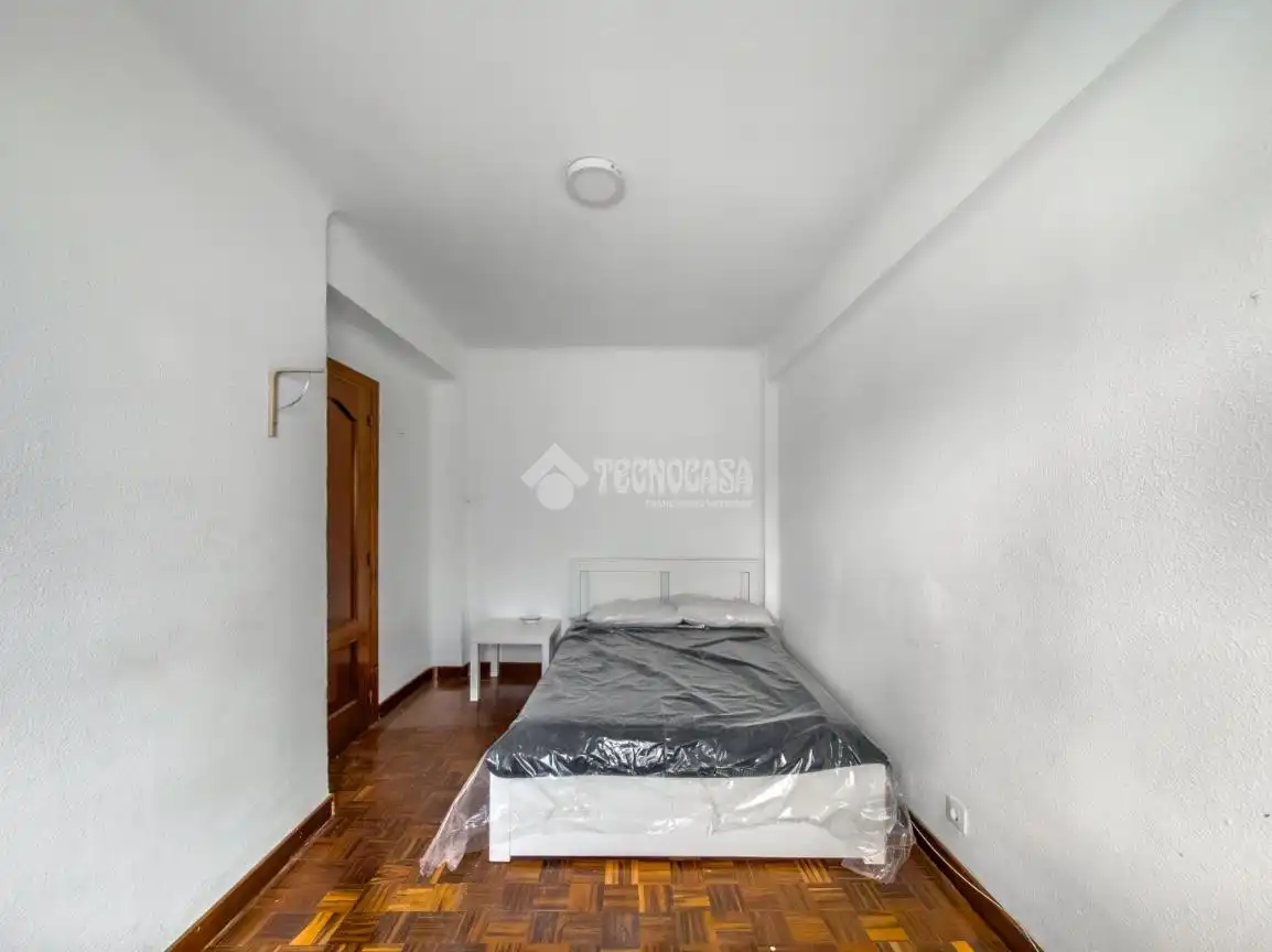 Flat with lift for sale in Ciudad Lineal, imagen 18