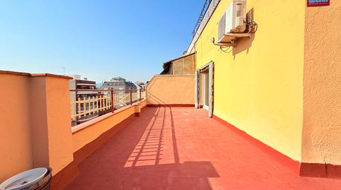 Foto 3 de Ático en venta en Avinguda Sant Esteve, Sant Miquel, Barcelona
