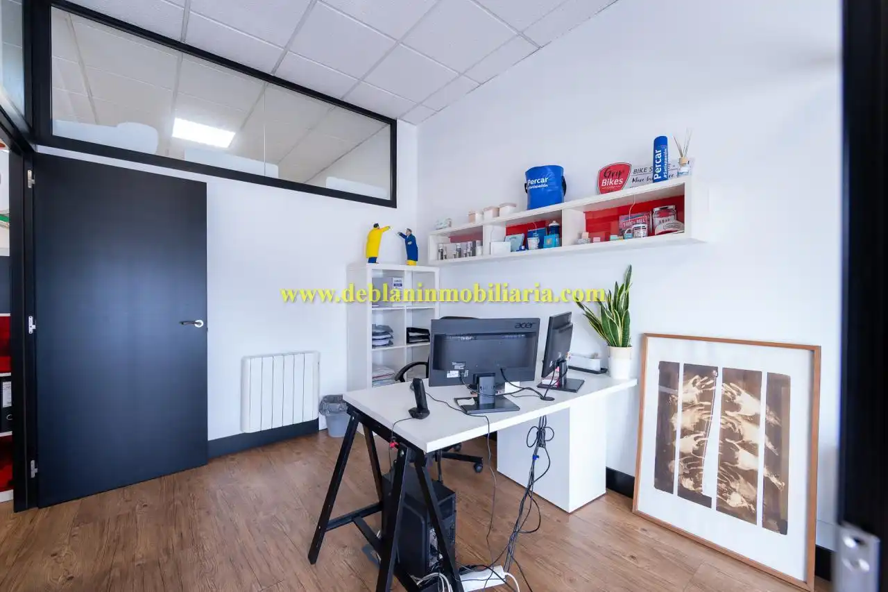 Business premises for sale in Tui, imagen 4