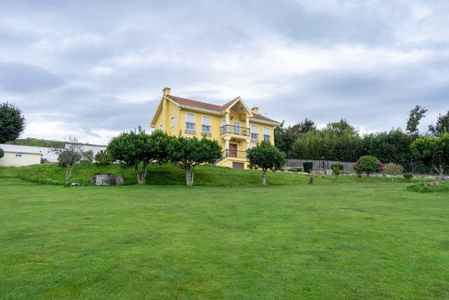 Casa-chalet en Venta en Fonte do Campo, 60 en Fene