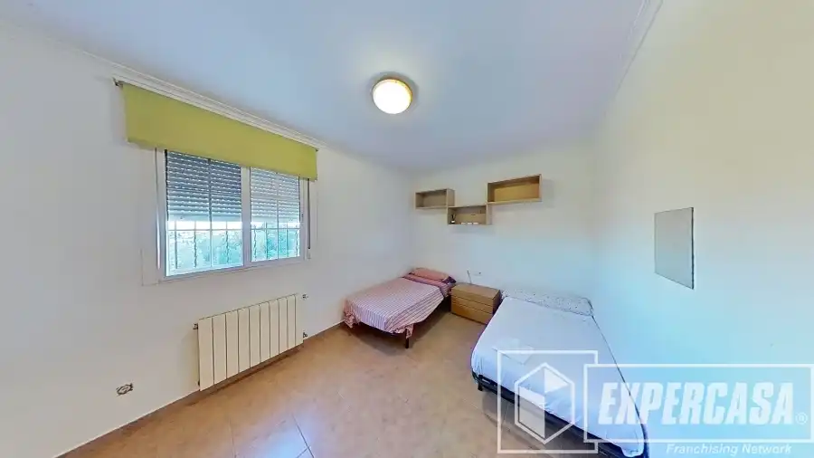 Villa con piscina in vendita a Urbanización LOS LAGOS/ALGINET 1009, imagen 35
