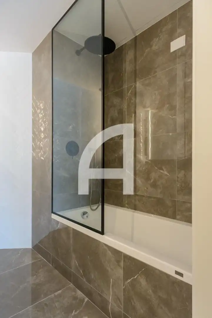 Piso de alquiler en Joan Maragall, Eixample Nord
