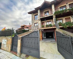 Exterior view of Single-family semi-detached for sale in Polanco  with Heating, Private garden and Terrace