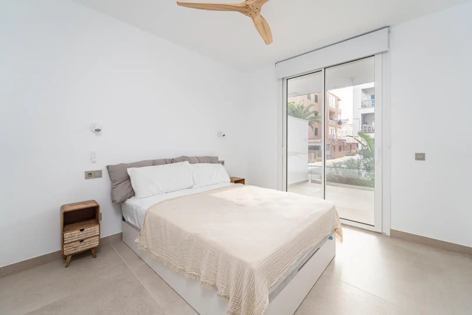 Bajo con piscina en venta en Carrer Príncep, imagen 17