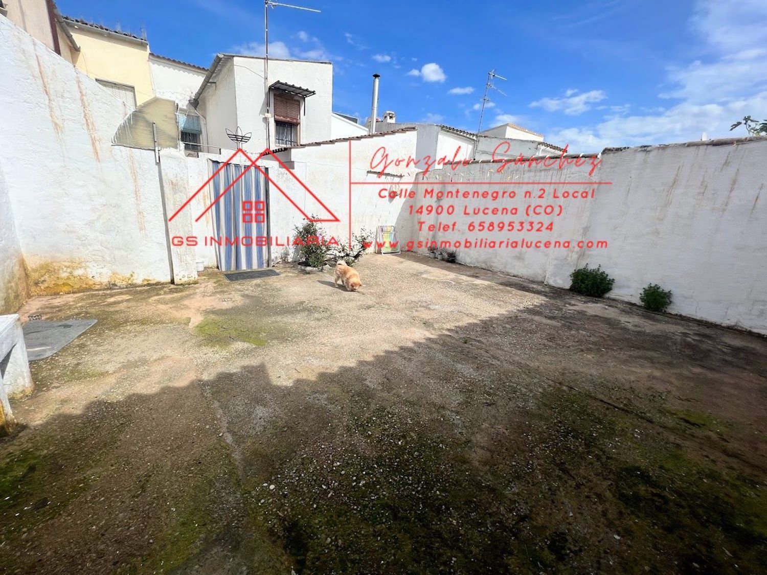 Casa adosada en venda a Hoya del Molino