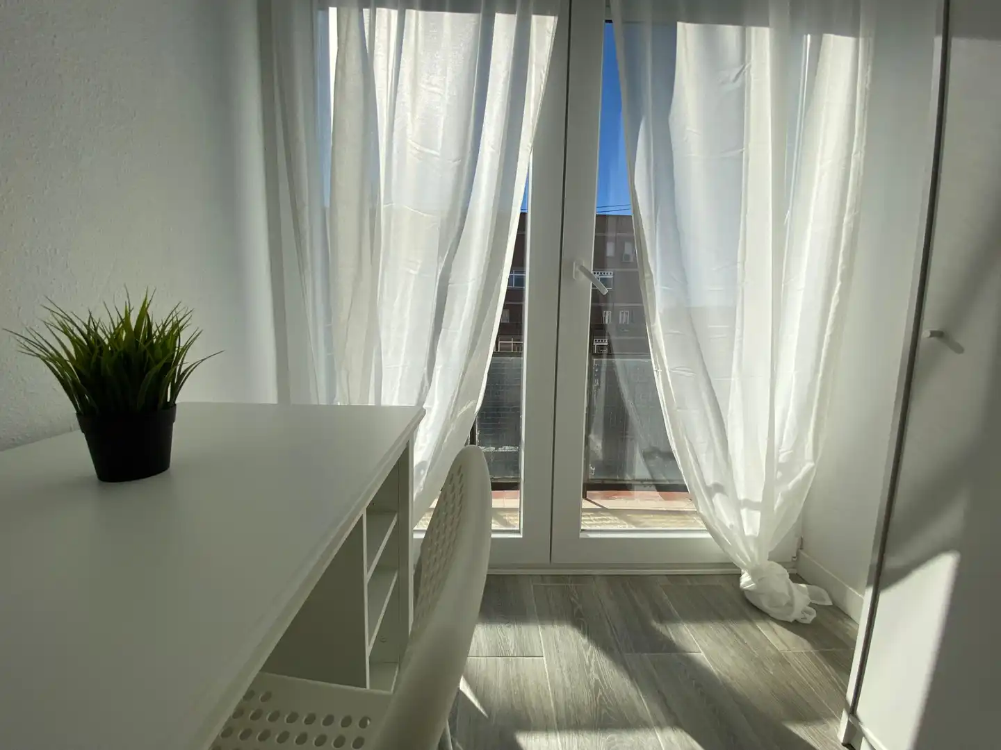 Terraza de Piso de alquiler en Madrid con Calefacción, Amueblado y Horno