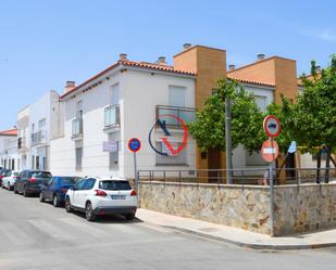 Vista exterior de Casa adosada en venda en Villafranca de los Barros amb Aire condicionat i Calefacció