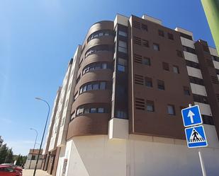 Exterior view of Apartment for sale in Burgos Capital  with Heating, Terrace and Furnished