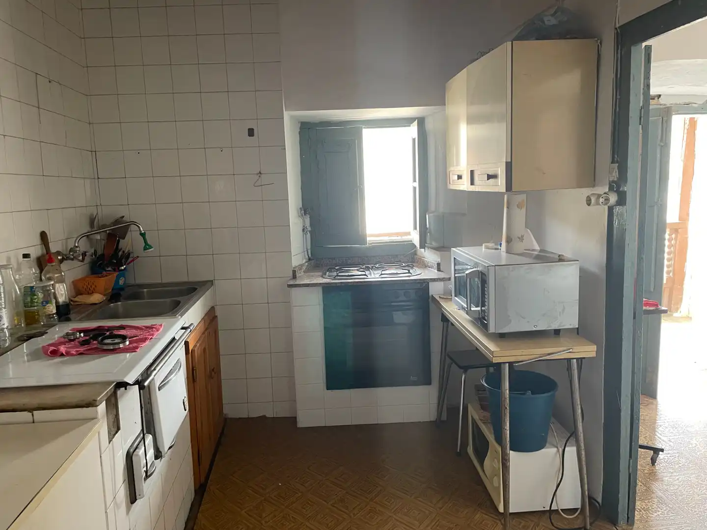Cuina de Casa o xalet en venda en Val de San Vicente  amb Jardí privat i Balcó