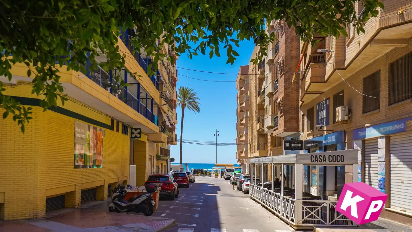 Vista exterior de Piso en venta en Santa Pola con Aire acondicionado, Terraza y Amueblado