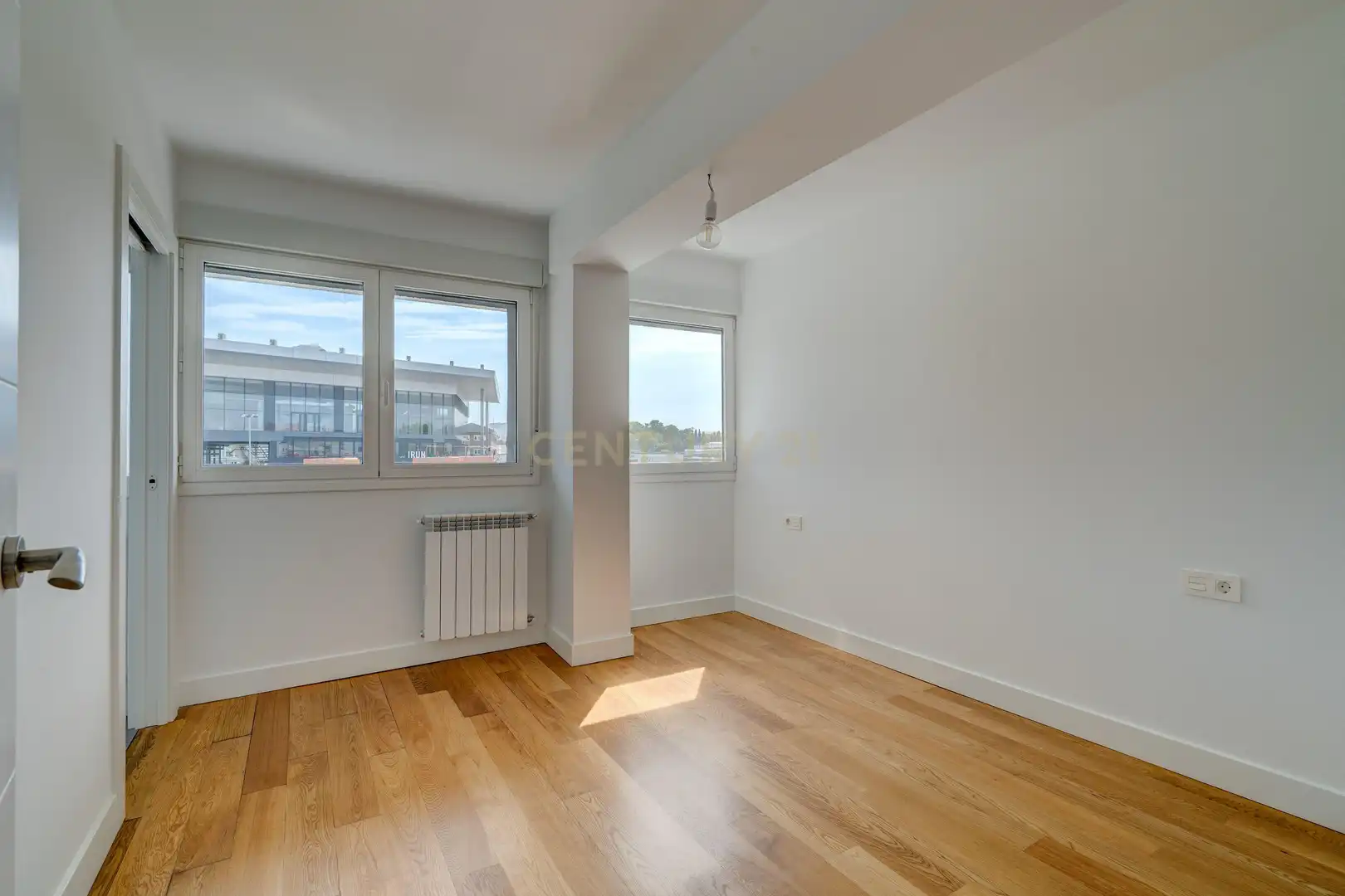Bedroom of Flat for sale in Irun 