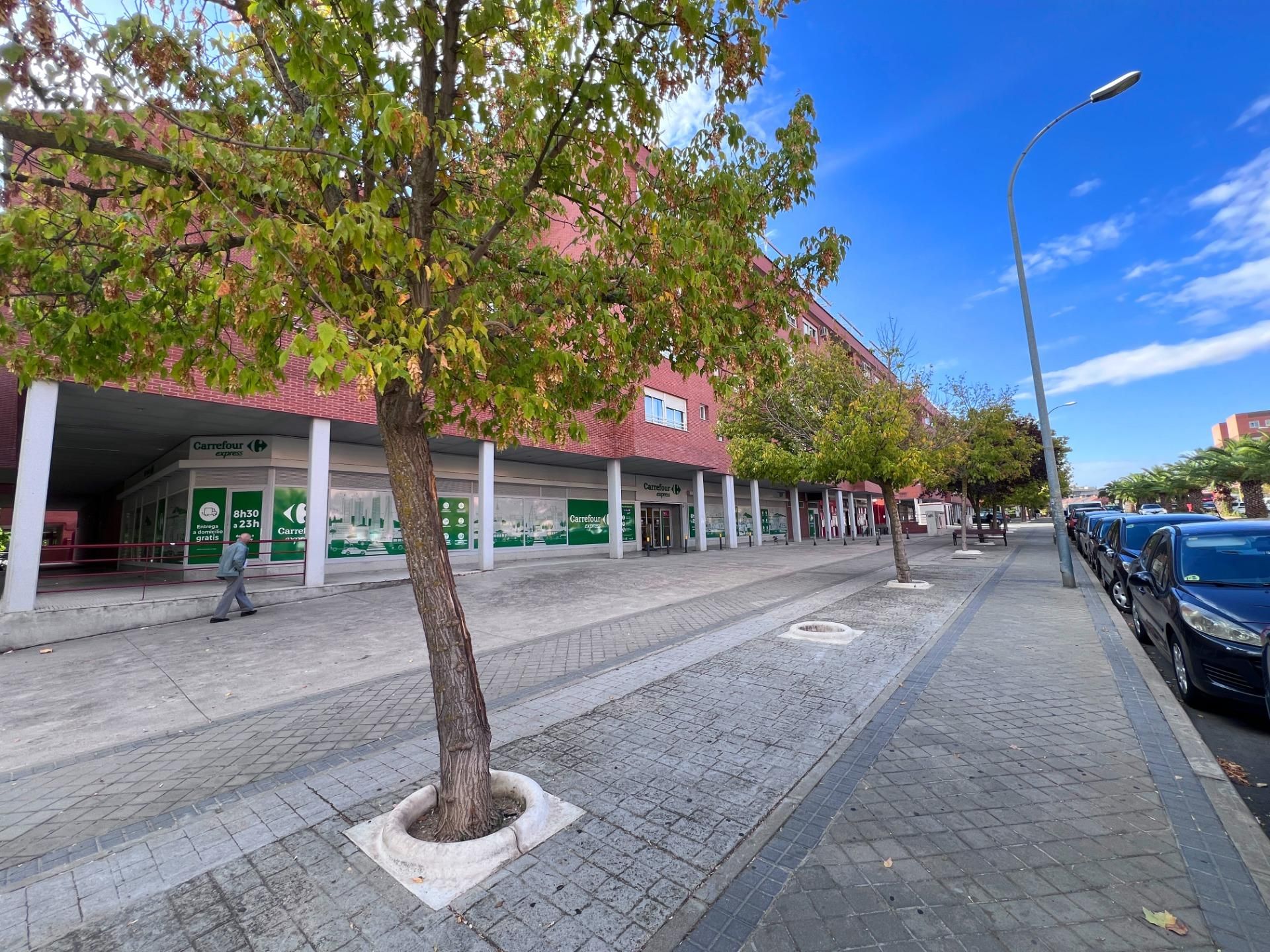 Vista exterior de Local en venta en Valdemoro con Aire acondicionado y Terraza