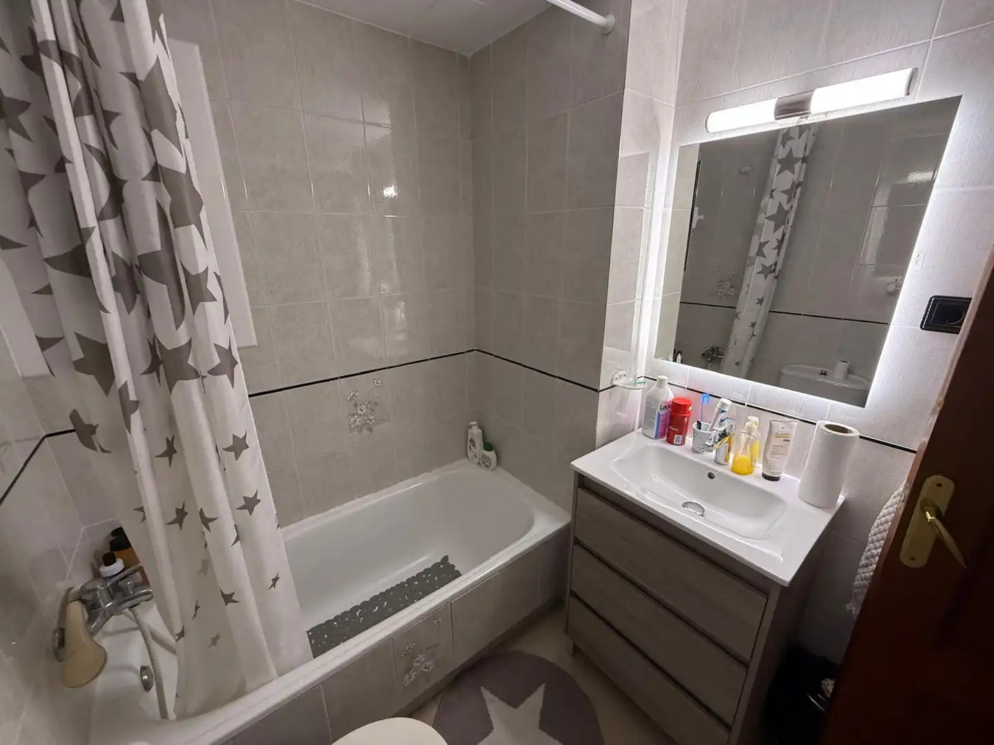 Badezimmer von Wohnungen zum Verkauf in Calafell mit Heizung, Privatgarten und Terrasse