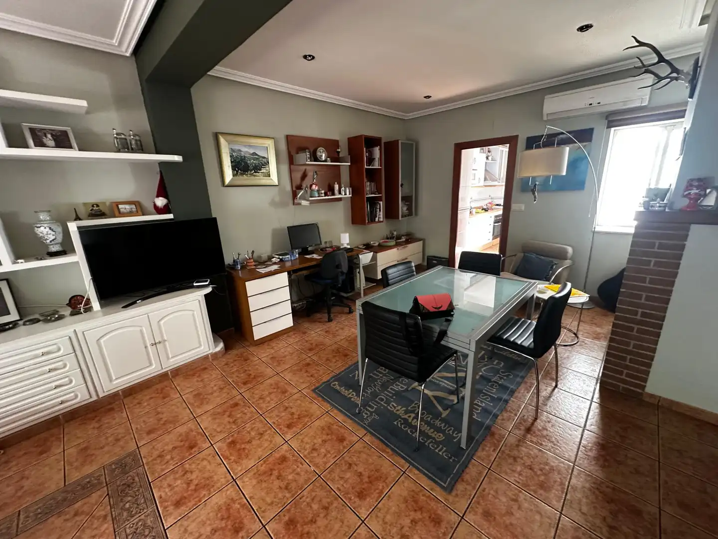 Casa adosada en venta en Jaén con Aire acondicionado, Terraza y Balcón