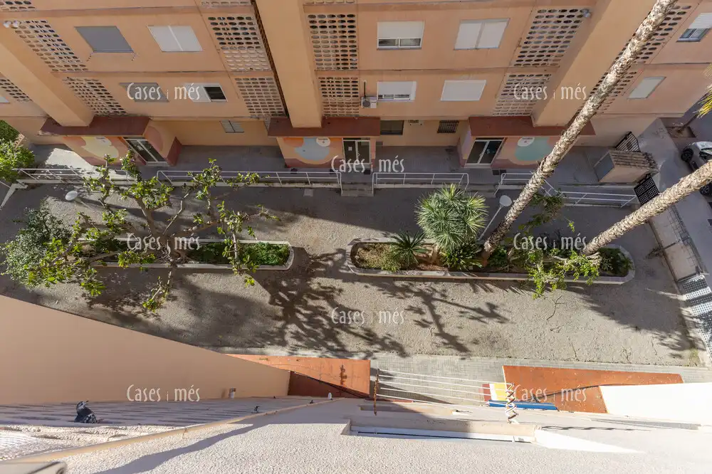 Vista exterior de Apartamento en venta en La Pobla de Farnals con Terraza, Amueblado y Piscina comunitaria