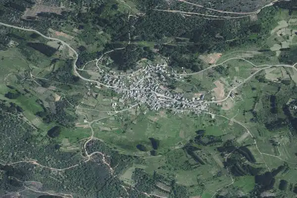 Piso en venta en Vega de Espinareda
