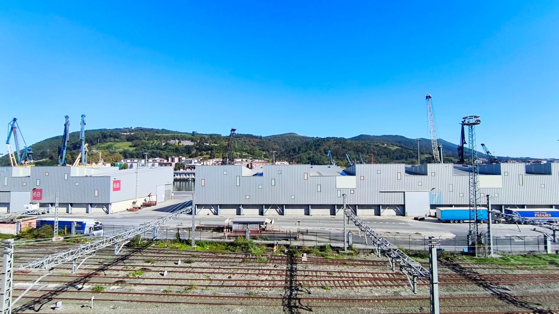 Vista exterior de Pis en venda en Pasaia amb Calefacció, Moblat i Balcó