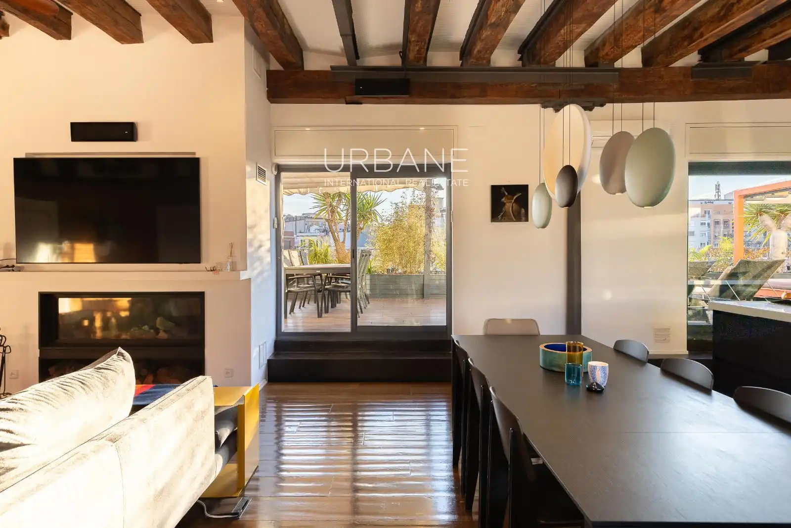 Sala d'estar de Àtic en venda en Barcelona amb Aire condicionat, Calefacció i Terrassa