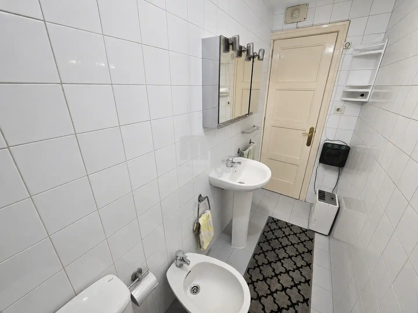 Bathroom of Houses for sale in Vigo   with Heating, Private garden and Storage room
