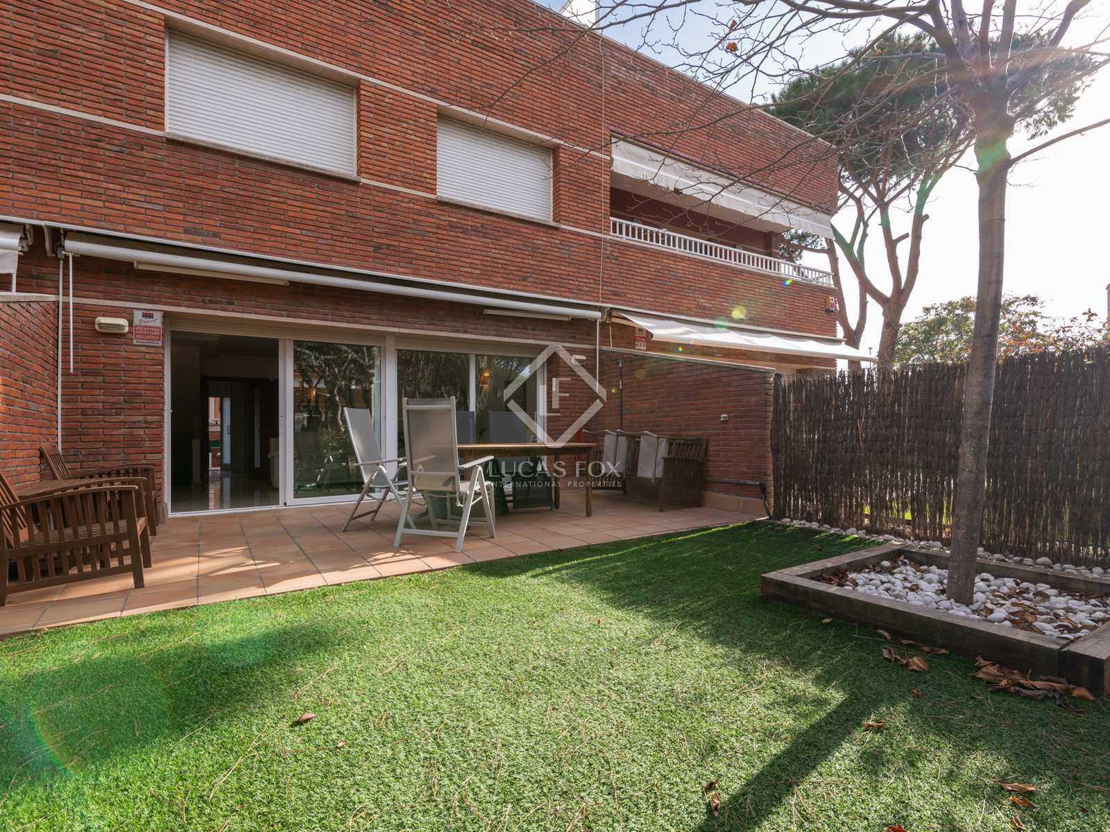Jardí de Casa o xalet en venda en Gavà amb Aire condicionat, Calefacció i Jardí privat