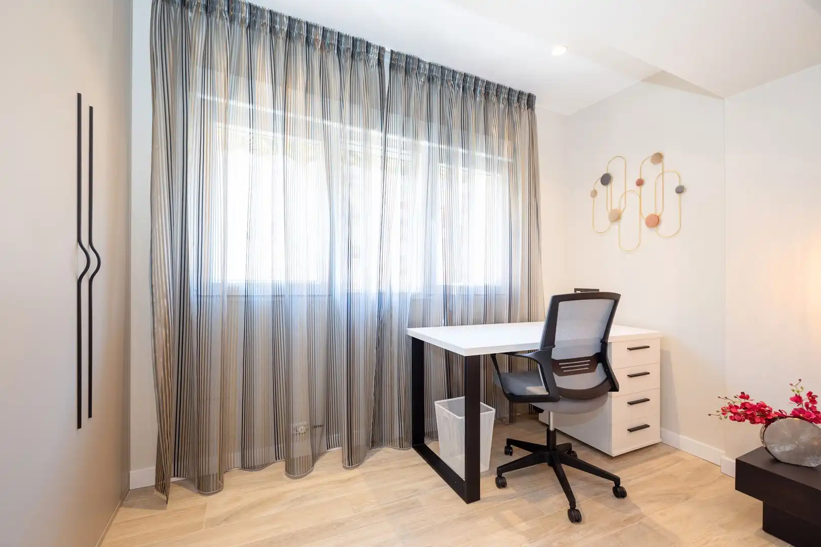 Schlafzimmer von Wohnungen zur Miete in Granada mit Klimaanlage, Heizung und Möbliert