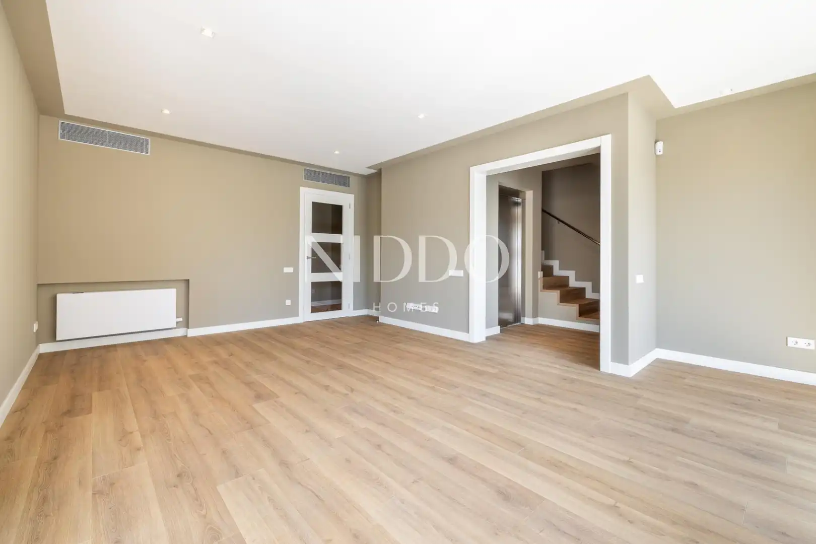 Living room of Detached homes for rent in Sabadell  with Air Conditioner, Heating and Private garden