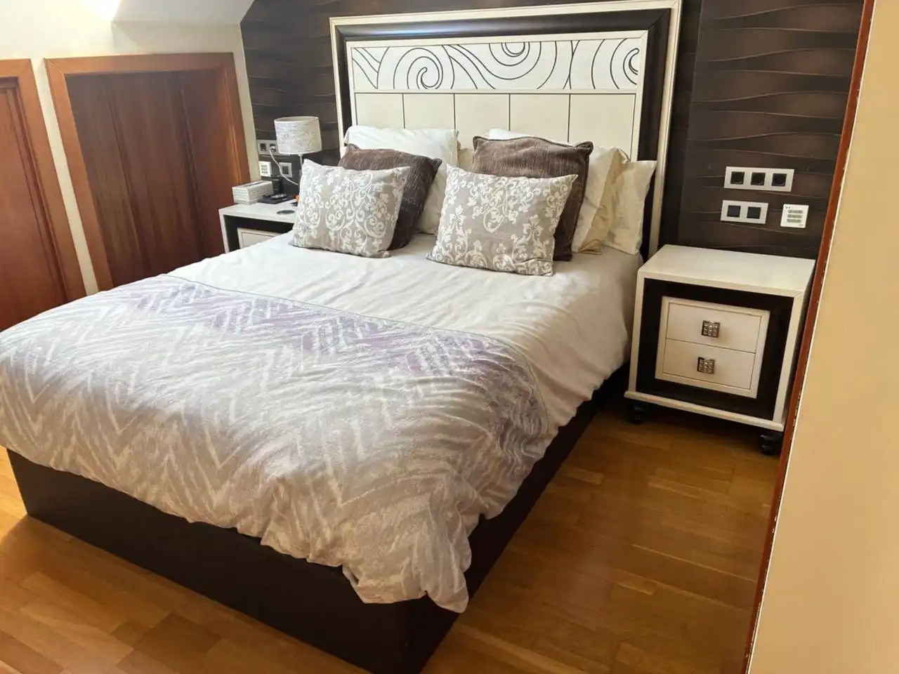 Habitación de Dúplex en venta en León Capital  con Calefacción y Trastero