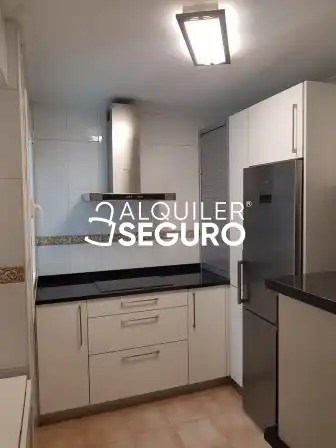Küche von Wohnung zur Miete in Bilbao  mit Heizung, Terrasse und Möbliert