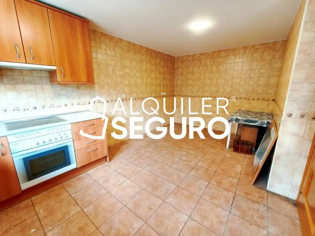 Cuina de Casa o xalet de lloguer en Ugena, Toledo